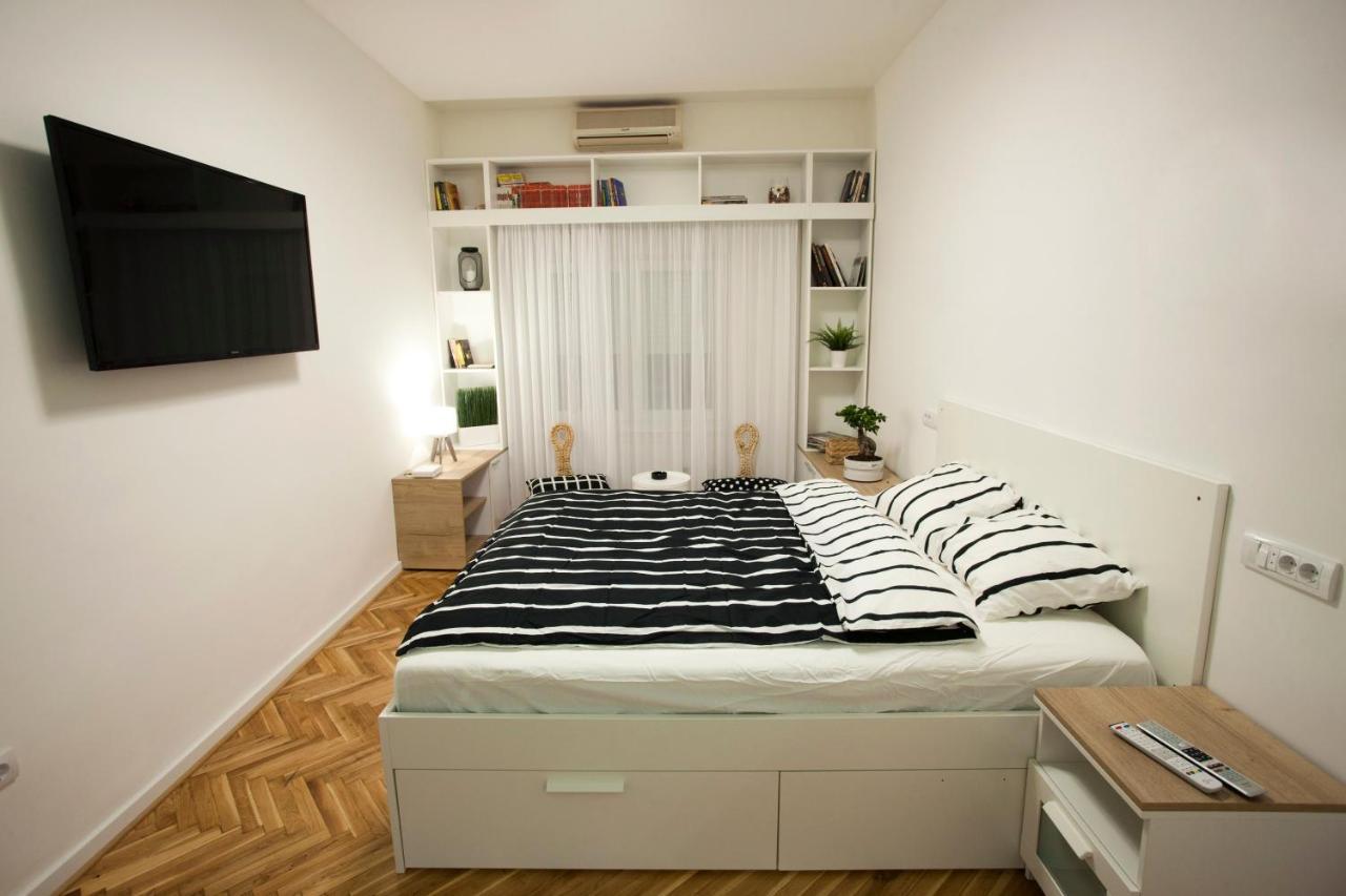 Studio 10 Belgrado Esterno foto